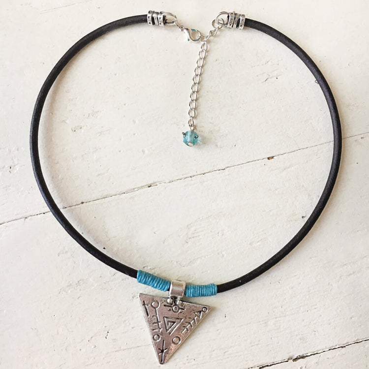 mystic triangle // leather choker necklace - turquoise - Peacock & Lime