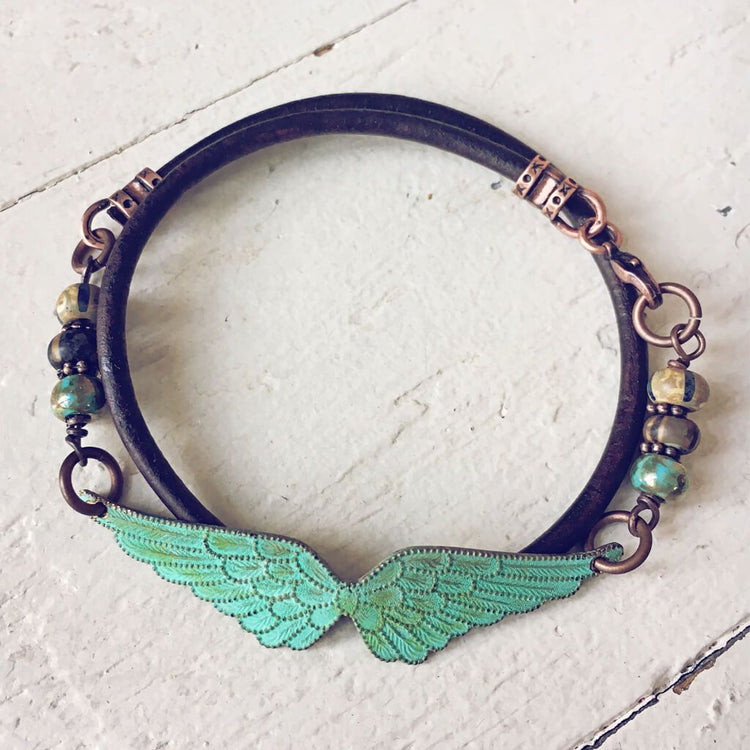 angel wings // thick leather wrap bracelet - choker - Peacock & Lime