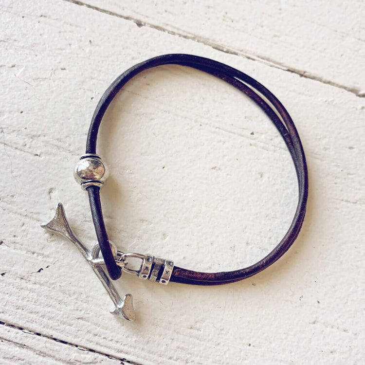 keep moving forward // unisex leather wrap bracelet with pewter arrow clasp - Peacock & Lime