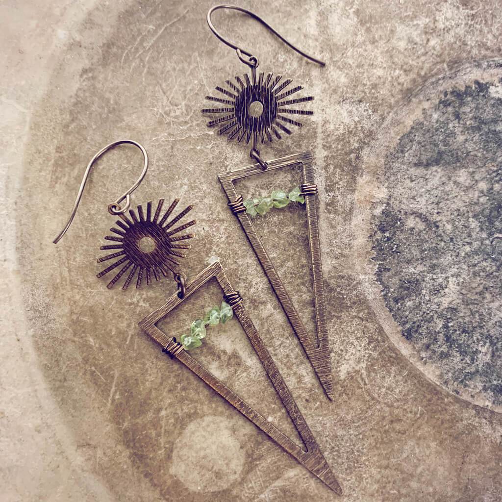 pulsar // boho antiqued brass sun star triangle & peridot earrings - Peacock & Lime