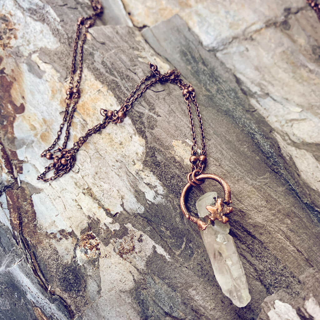 synchronicity II / copper electroplated electroplated quartz  gemstone pendant necklaces - Peacock & Lime