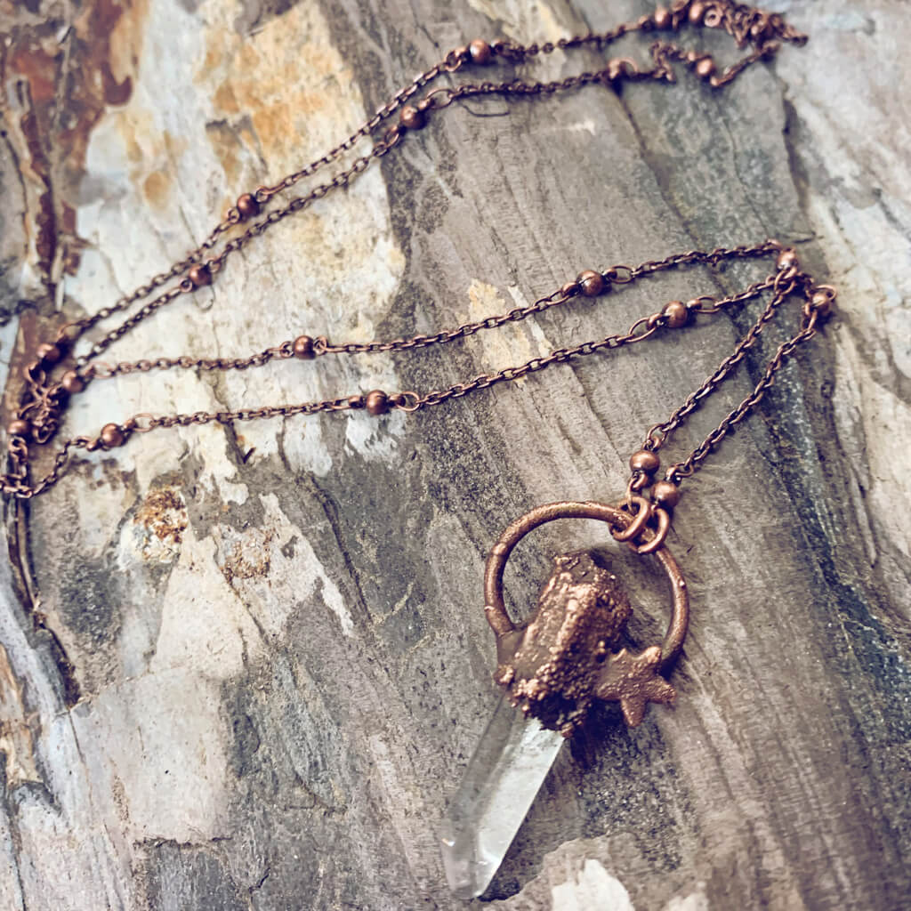 synchronicity II / copper electroplated electroplated quartz  gemstone pendant necklaces - Peacock & Lime