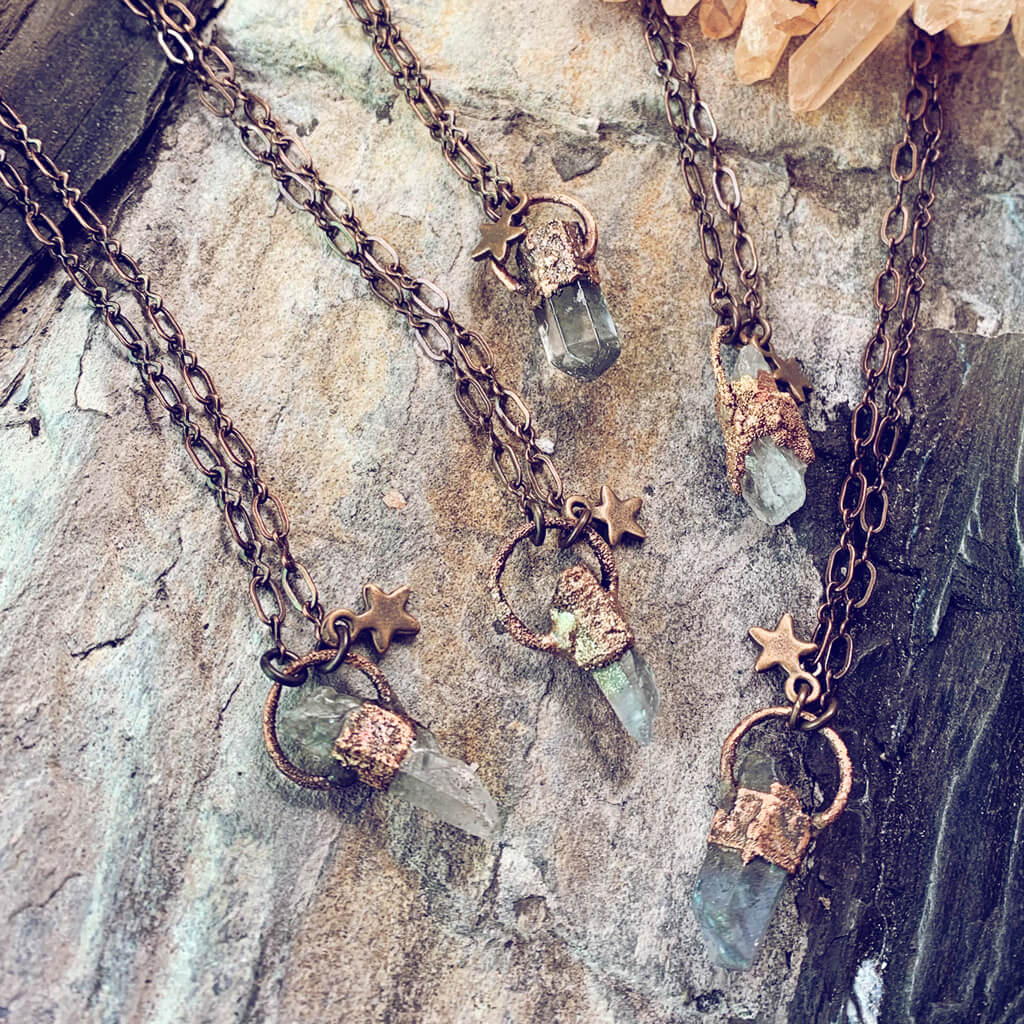synchronicity / copper electroplated quartz  gemstone pendant necklace - Peacock & Lime