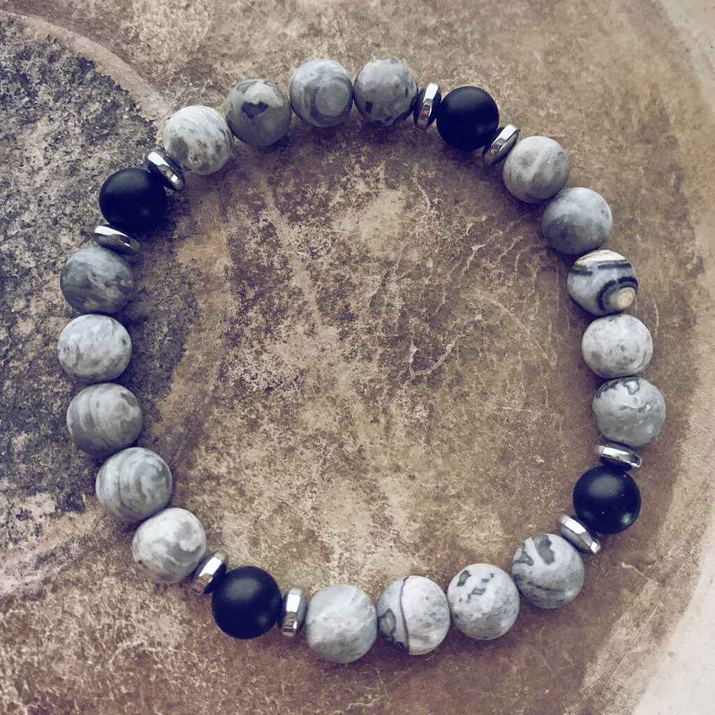 transform // map jasper, black onyx and hematite bead bracelet - Peacock & Lime
