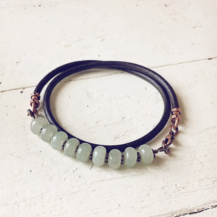 aventurine // thick leather wrap bracelet - choker - Peacock & Lime