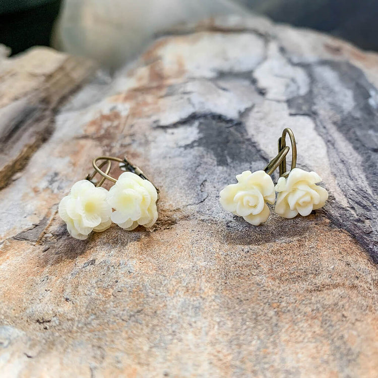 flowergirl - drop // vintage-inspired little flower leverback drop earrings