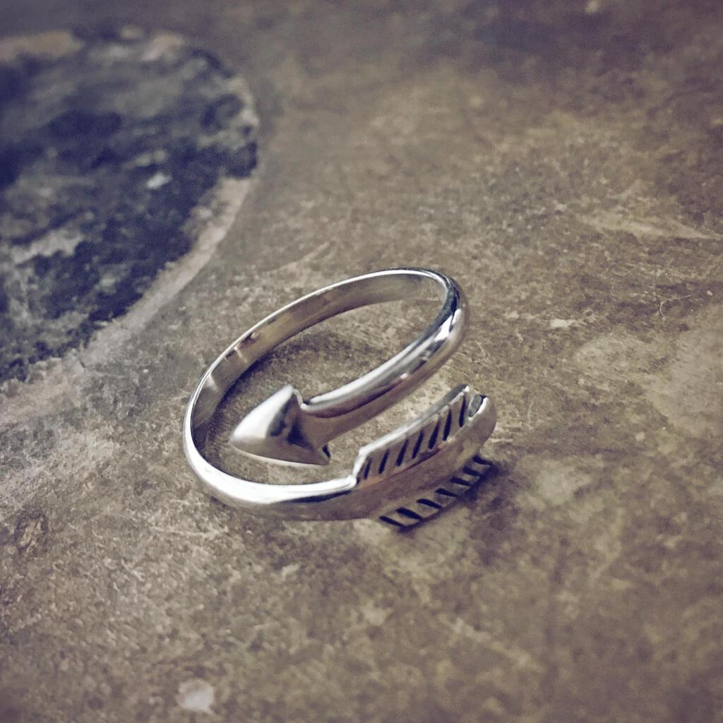 direction // sterling silver adjustable arrow ring - Peacock & Lime