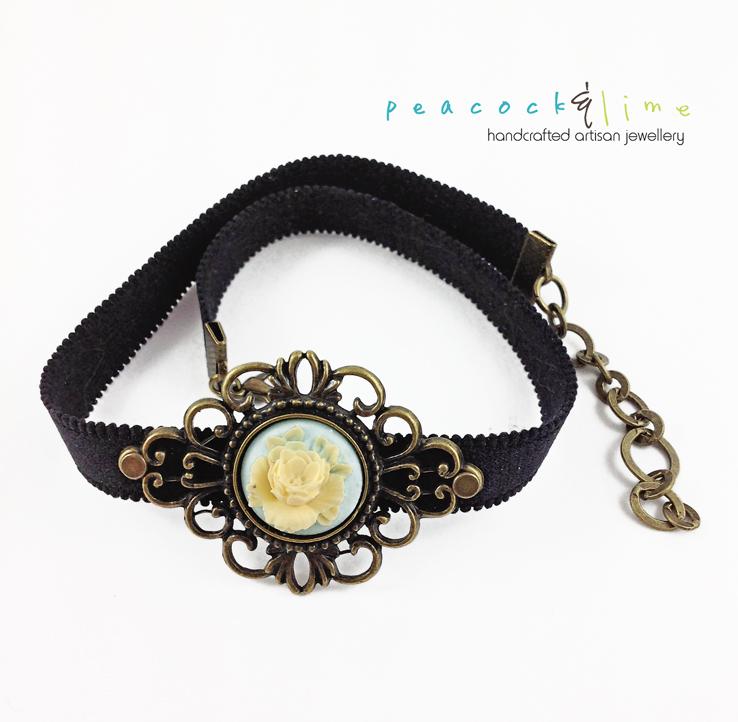 filigree flower cameo pendant choker necklace - Peacock & Lime