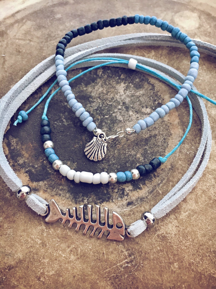 little fish big blue sea beachy bracelet style pack - Peacock & Lime