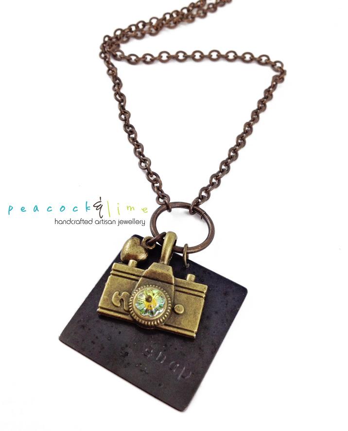 oh snap! camera photography necklace - Peacock & Lime