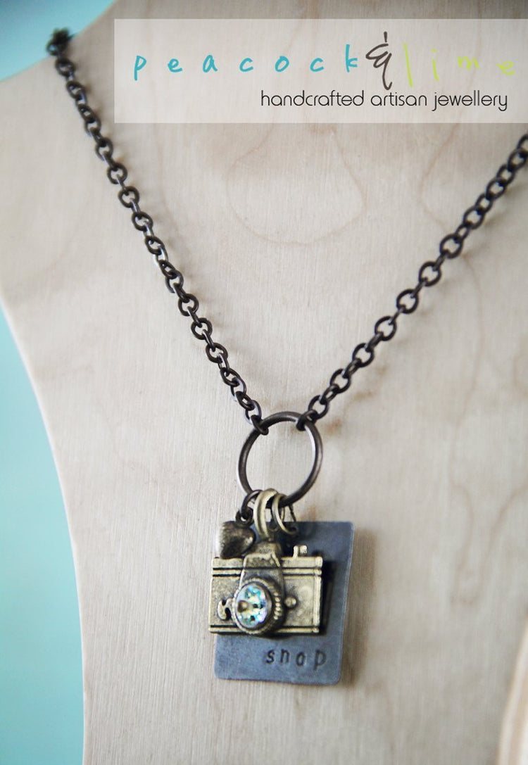 oh snap! camera photography necklace - Peacock & Lime