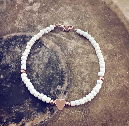 rose gold heart and off white bead bracelet - Peacock & Lime